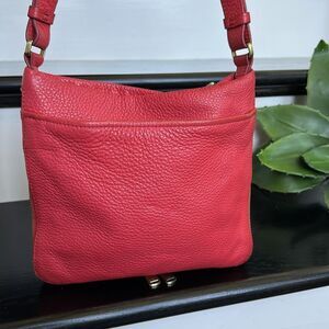Fossil genuine leather swing bag crossbody shoulder handbag purse expandable
